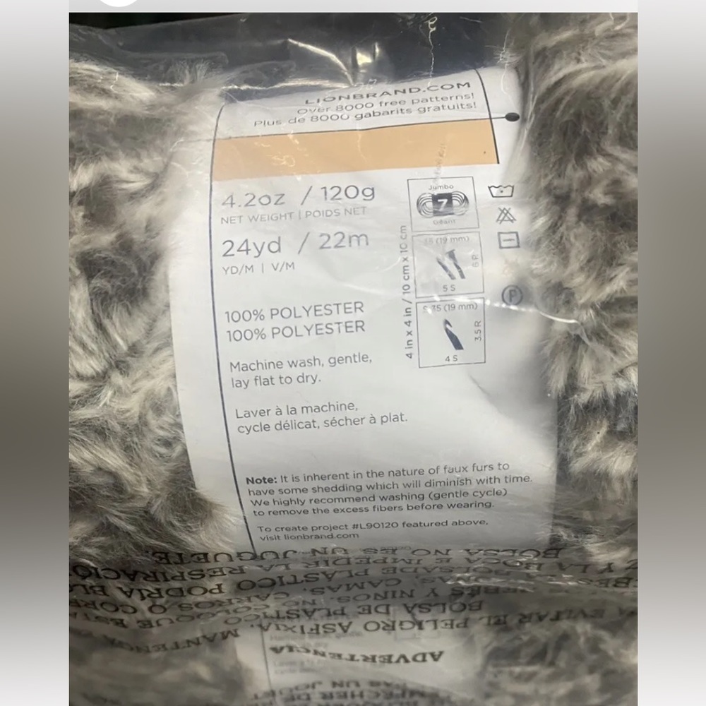 Lion Brand Go For Faux Thick & Quick Yarn - Picture 6 of 7